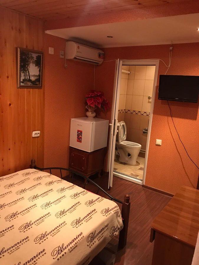 Nina Mini Hotel Gagra Exterior foto