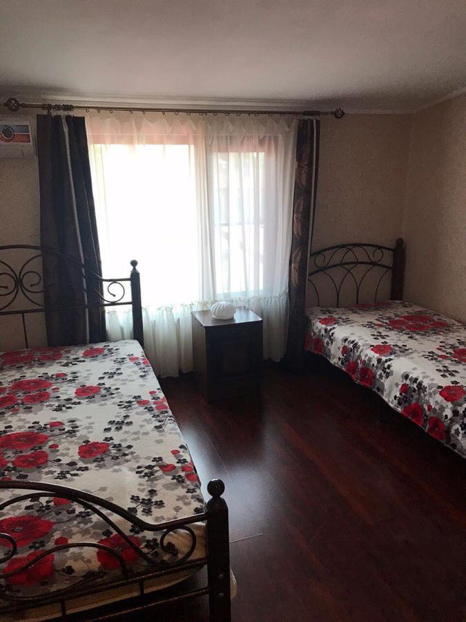 Nina Mini Hotel Gagra Exterior foto